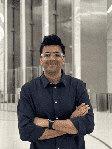 Jitendra Vaswani, the Founder of Kickass Internet Marketing Blog bloggersIdeas.com